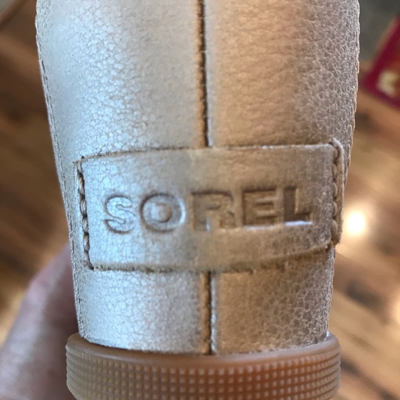 New Sorel Joan of Arctic Chelsea Wedge Lux Booties - Picture 6 of 16